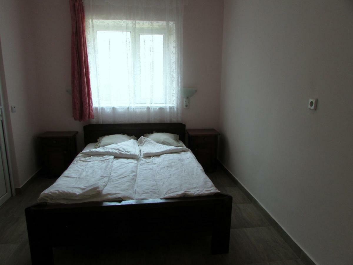 Pensiunea Bio Coltău Esterno foto